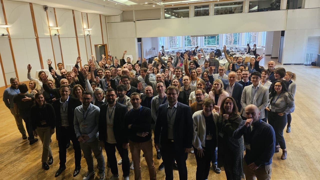 Équipe CMSI réunie — force collective du réseau
